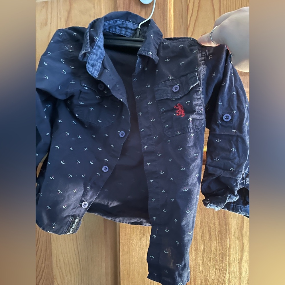 English Laundry kids blue with anchor design button up size 4T